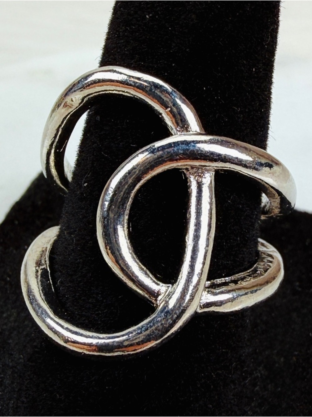 Vintage silvertone, size 7 minimalist ring